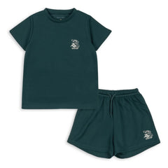 Konges Sløjd - Set de camiseta y pantalón corto Bolt de fibra reciclada | Verde oscuro