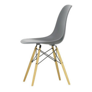 Vitra - Silla DSW de plástico - base de arce - Charles & Ray Eames | Granito