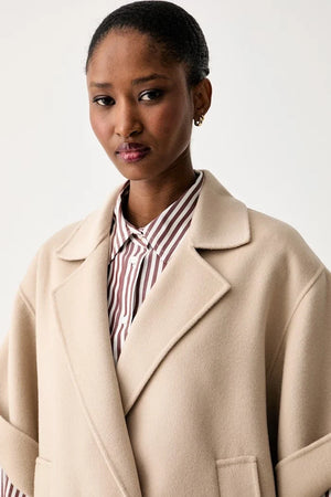 Abrigo de lana corto para mujer Weekend Max Mara WKDNEO