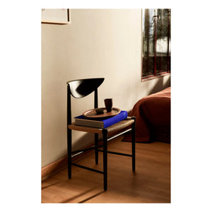 & Tradition - Silla de madera ranurada HM3 | Roble negro
