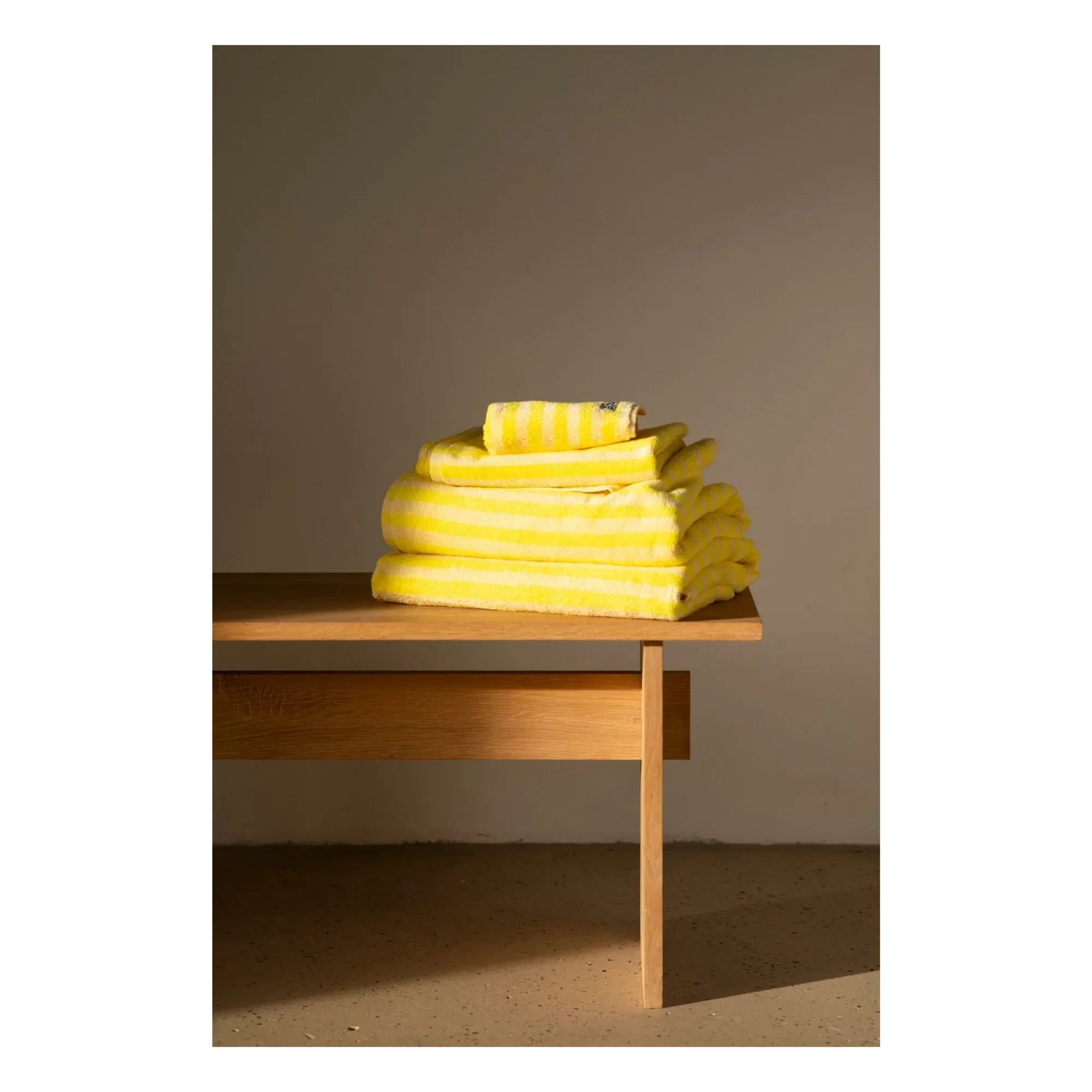 Bongusta - Toalla de baño Naram | Amarillo