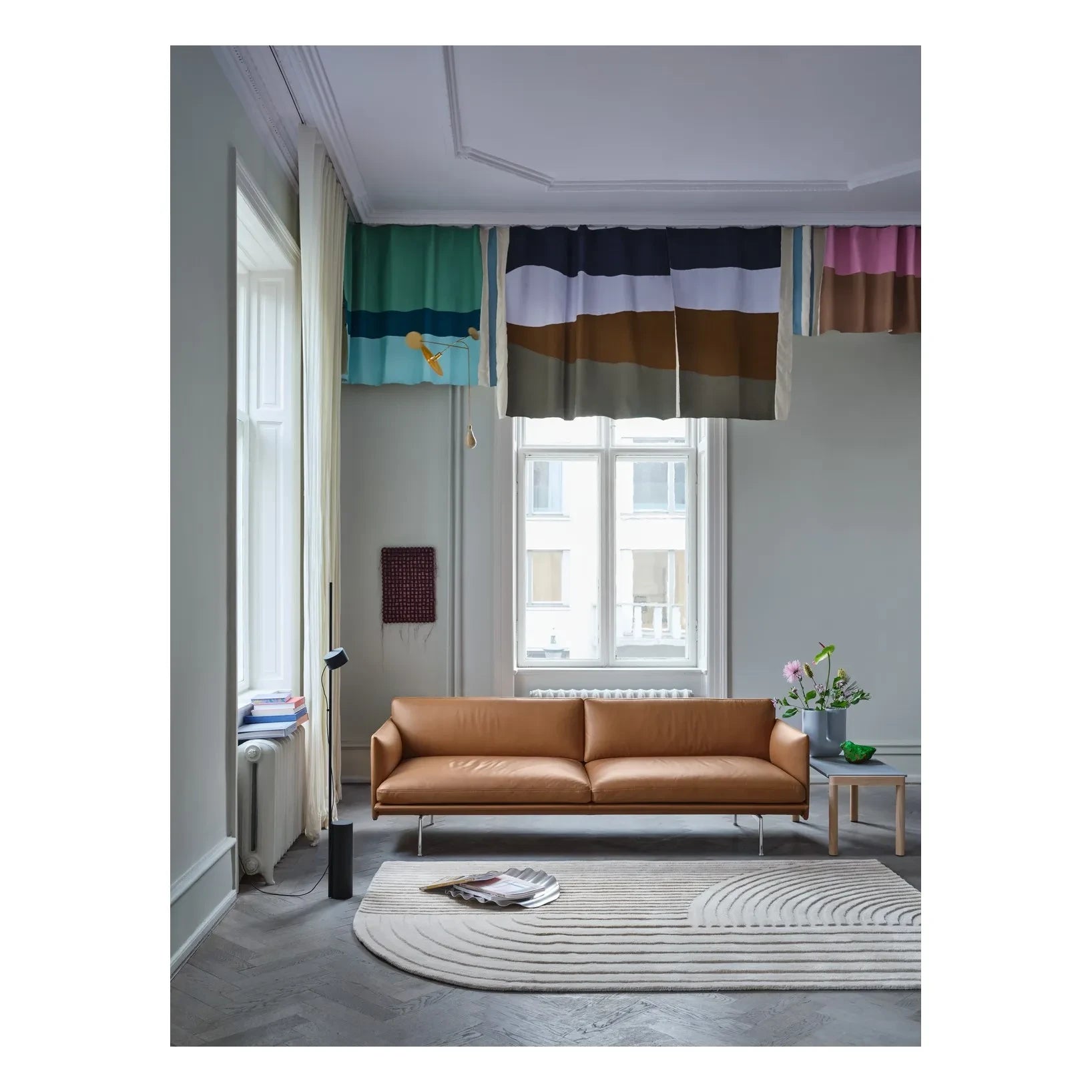 Muuto - Krom Ayaklı Outline Yumuşak 3 Kişilik Deri Kanepe, Anderssen & Voll | Konyak