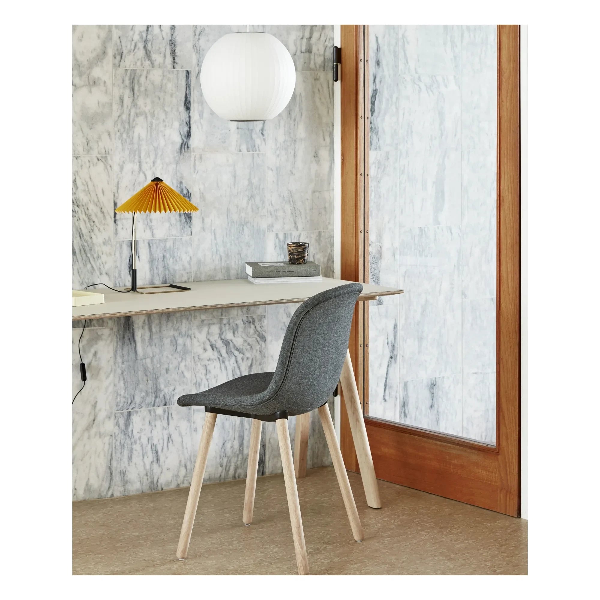 Hay - Lámpara de mesa Matin, Inga Sempé | Ocre