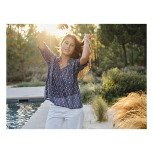 M.A.B.E. - Blusa Ari de algodón | Índigo