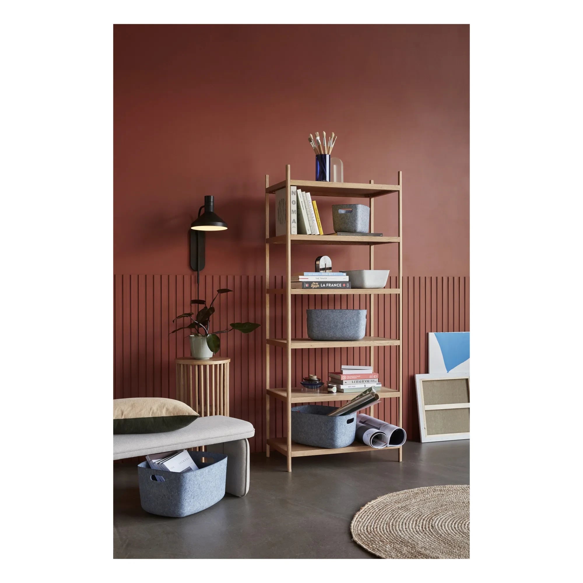 Estante de roble FSC de 6 niveles Hübsch