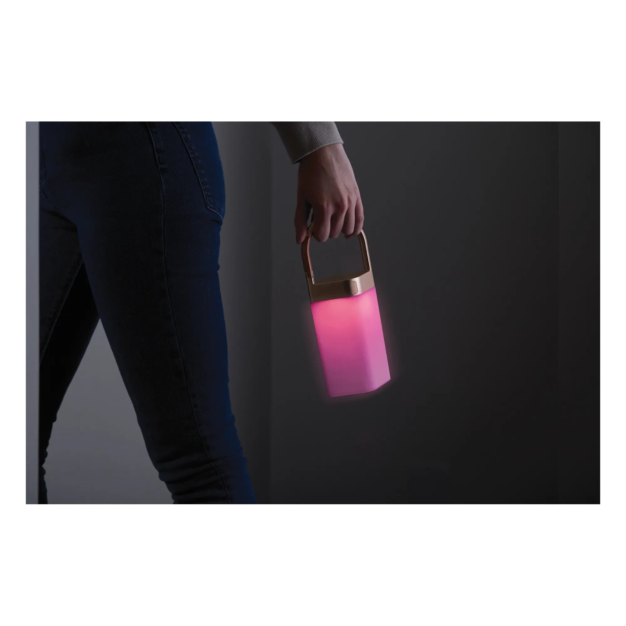 Lexon - Lámpara LED portátil de exterior Horizon | Oro