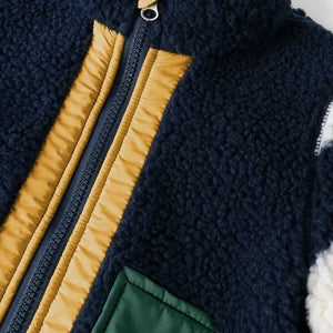Liewood - Chaqueta estilo sherpa a rayas Noam, hecha de fibras recicladas | Azul marino