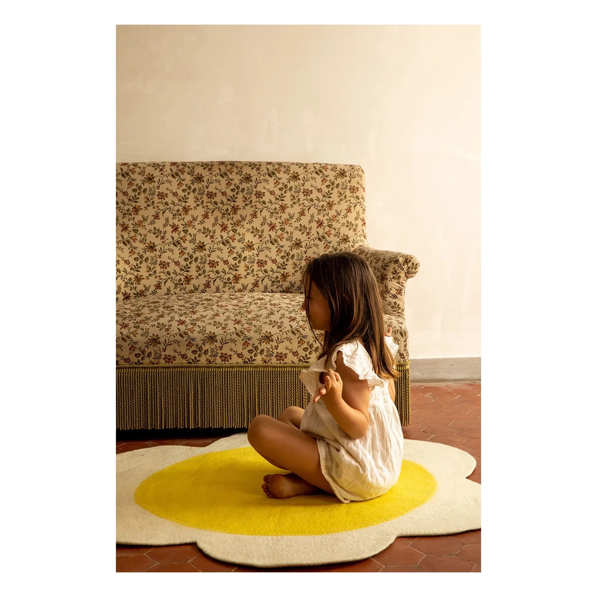 Muskhane - Alfombra de fieltro Daisy | Crudo