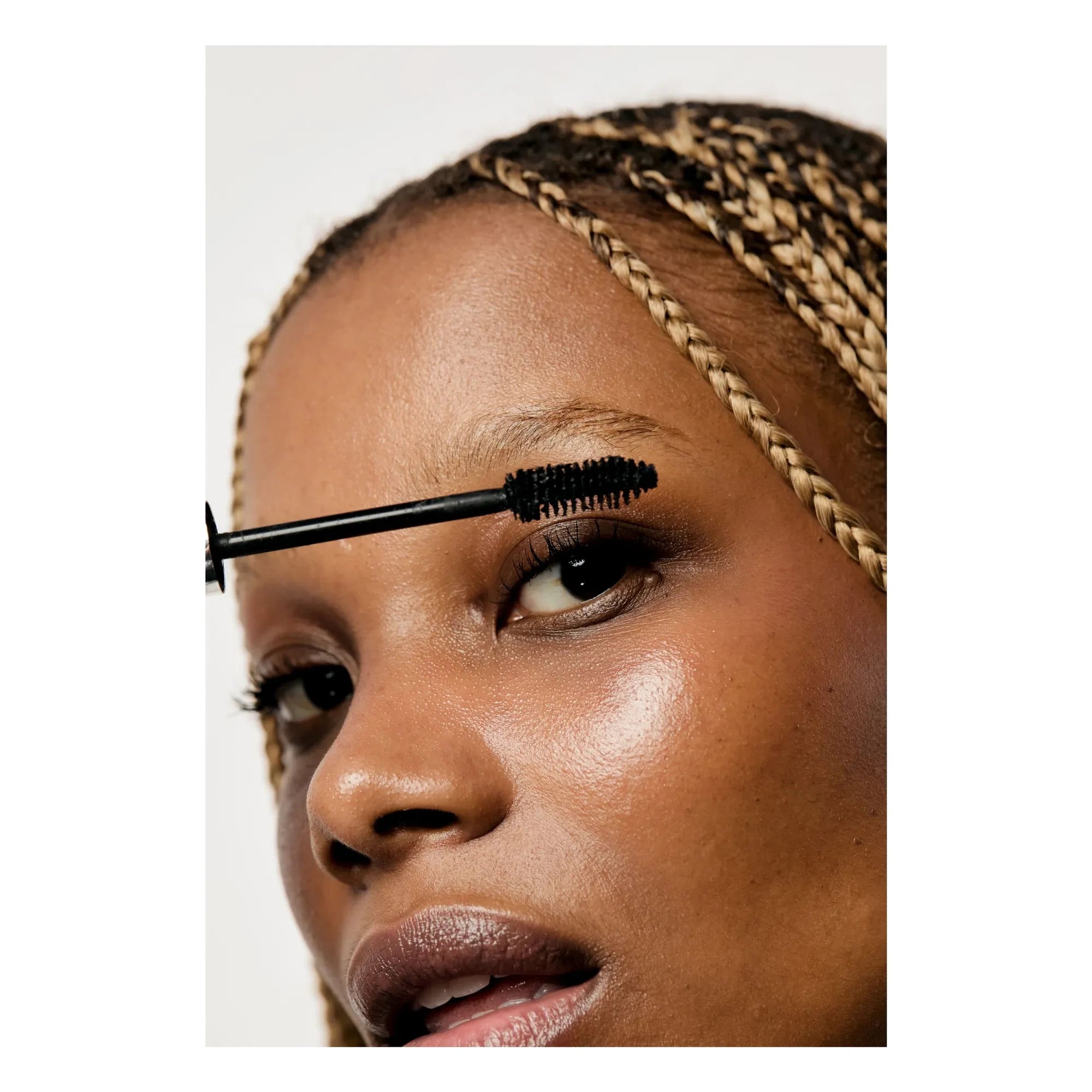 AIME - Mascara para el cuidado y volumen de pestañas | Negro