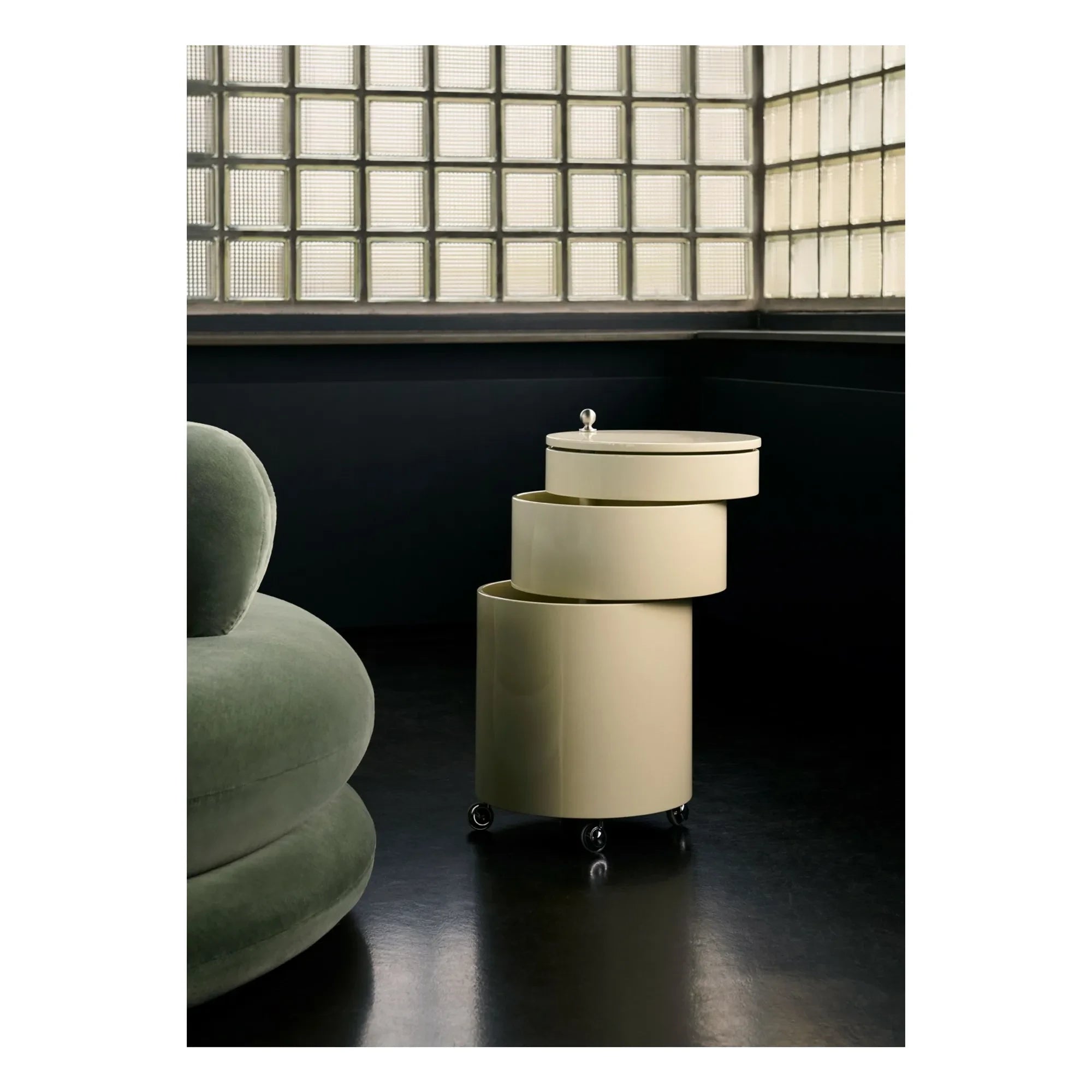 Verpan - Unidad de almacenaje móvil Barboy - Serie Brillo | Crema