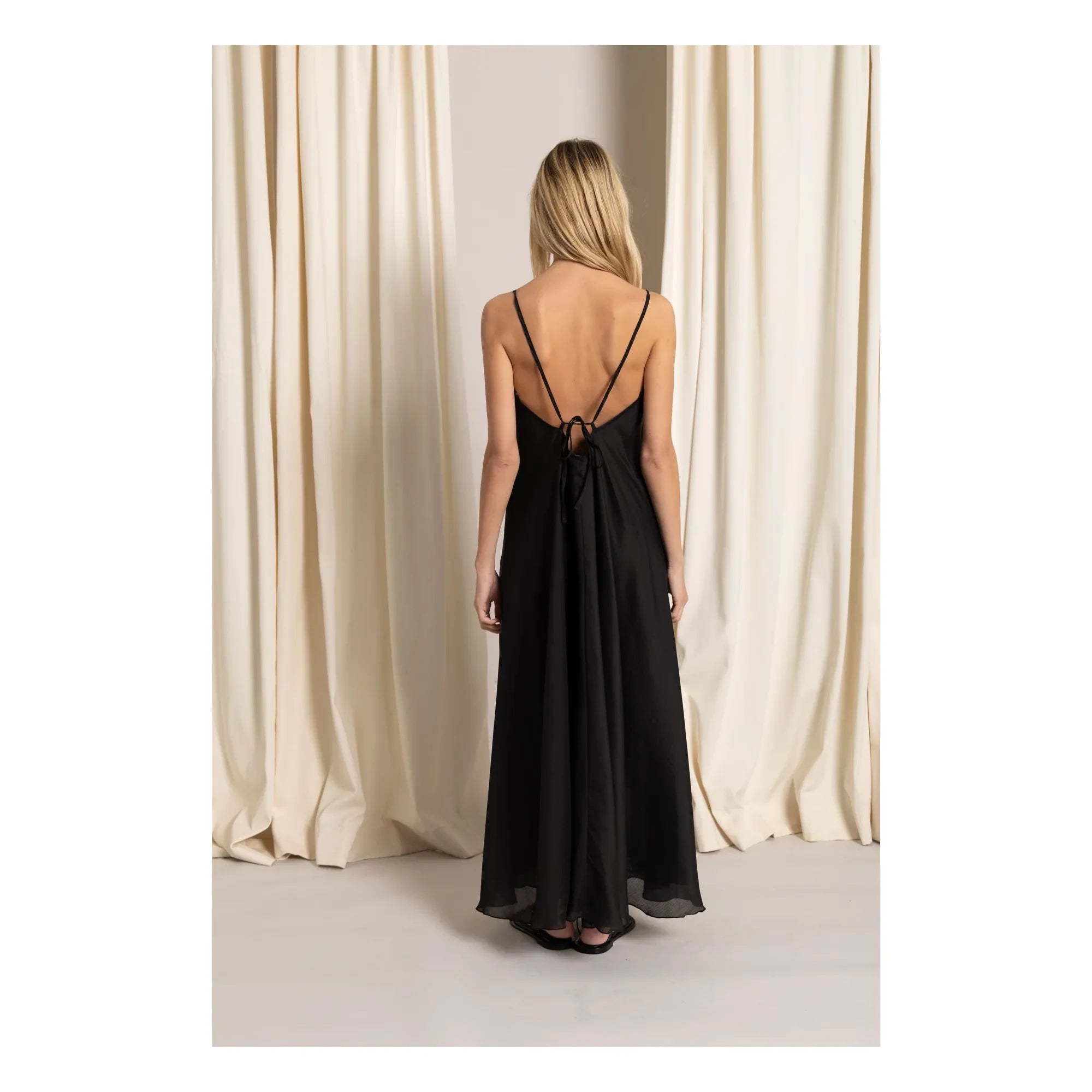 Smallable Woman - Megane Vestido Ancho | Negro