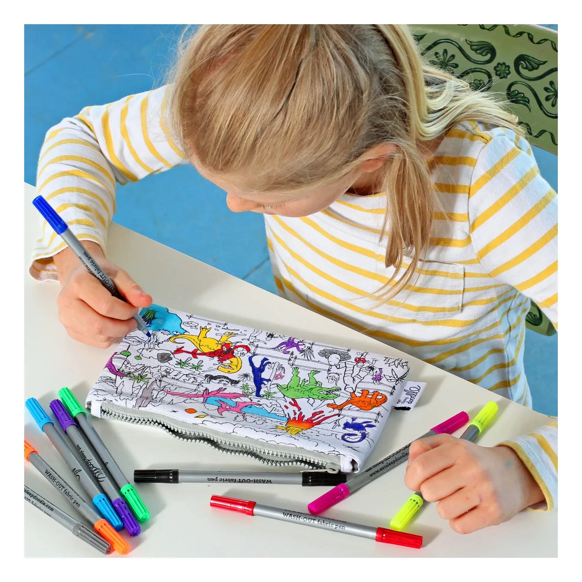 EatSleepDoodle - Set para Colorear Dino