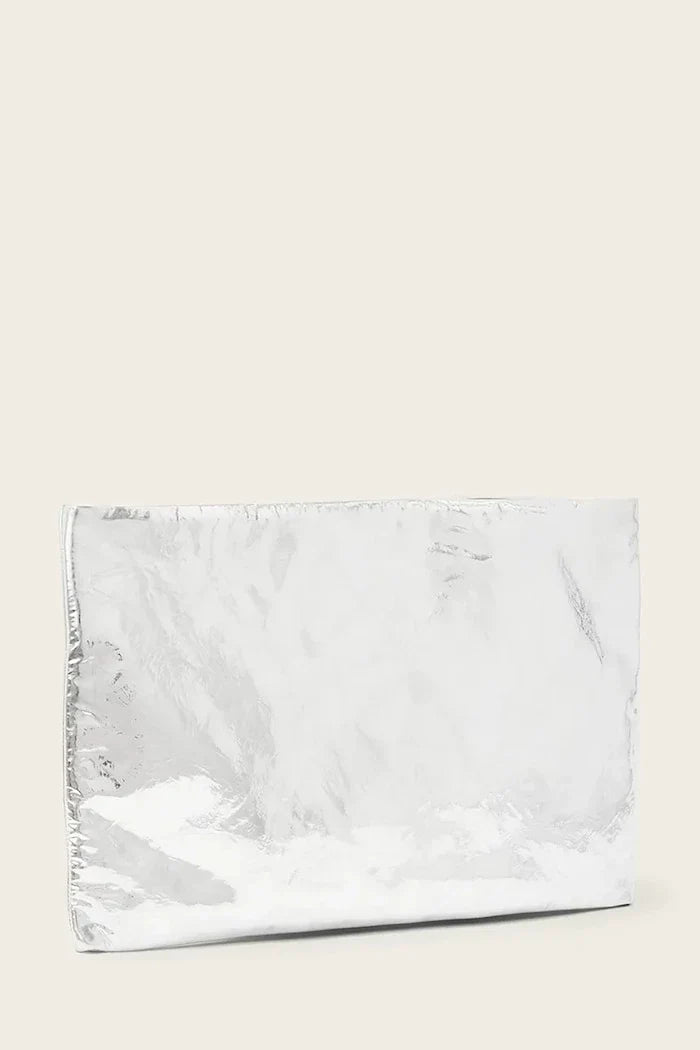 AllSaints clutch de piel BETTINA para mujer