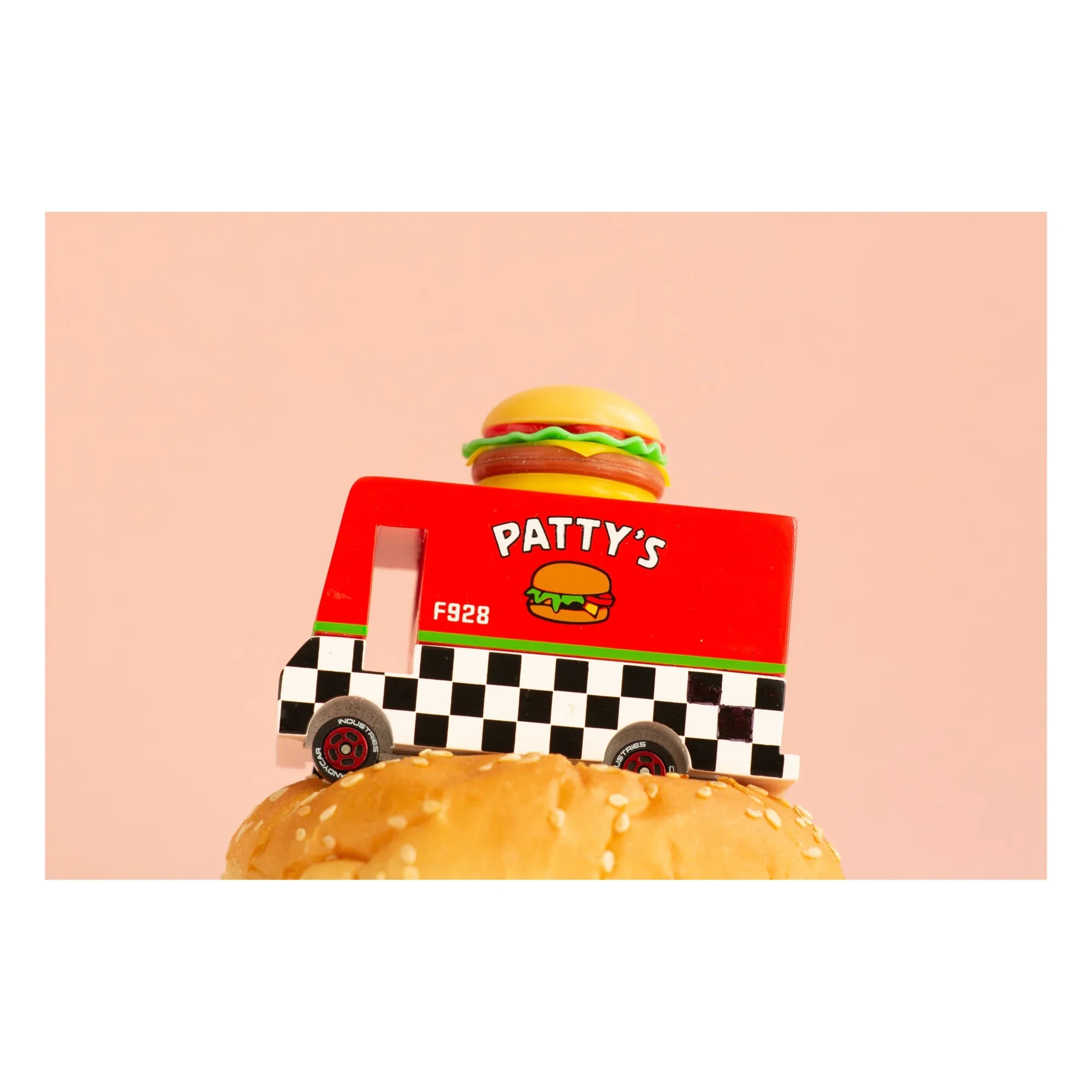 Candylab - Burger Ahşap Oyuncak Araba