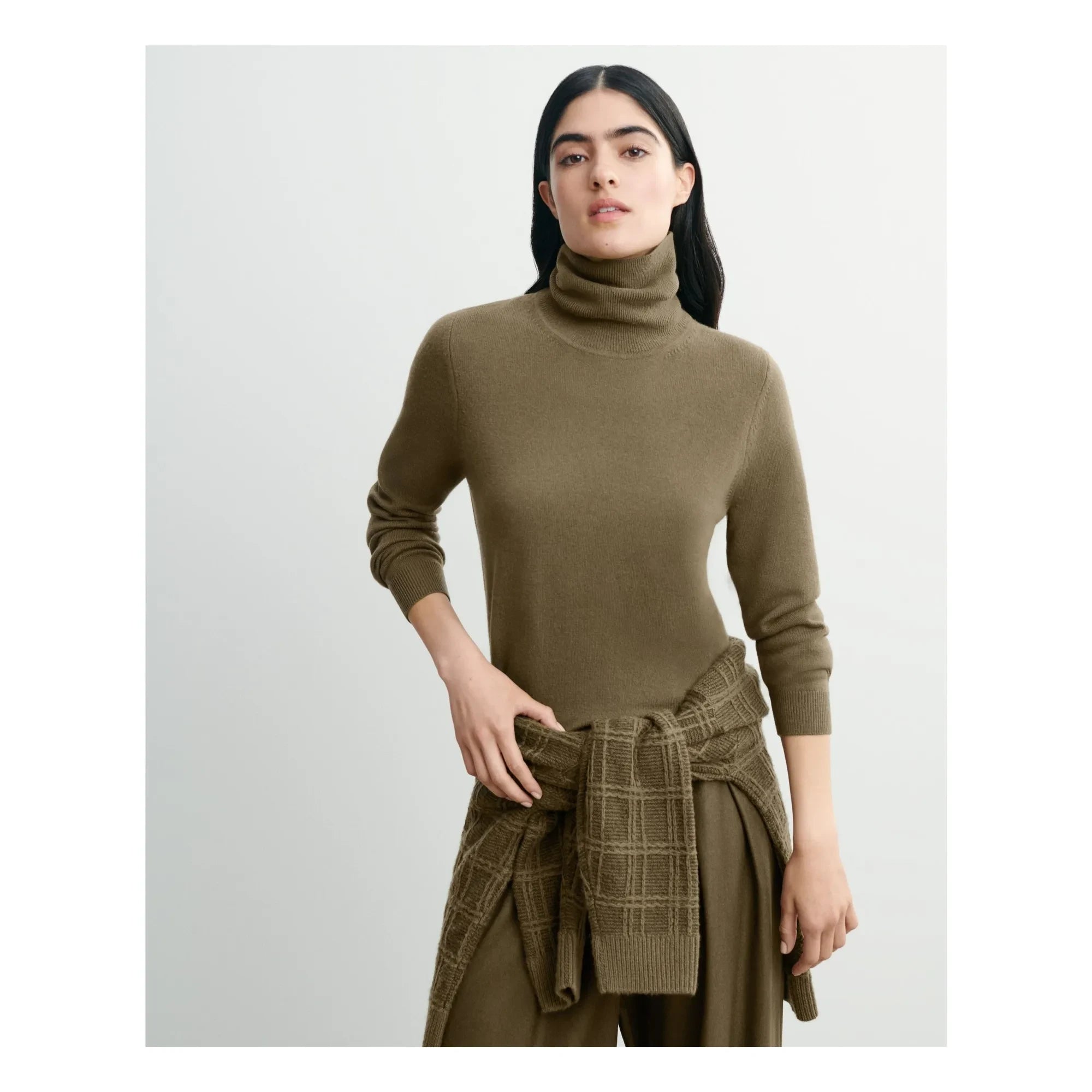 Bompard - Suéter Clásico de Cachemira de Cuello Alto | Beige