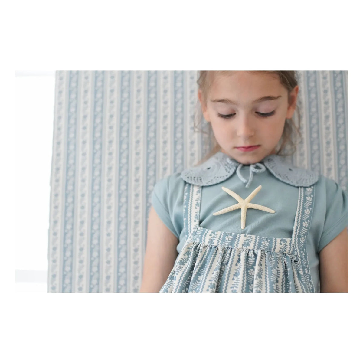 Soor Ploom - Camiseta fruncida de algodón orgánico Sundae | Azul hielo