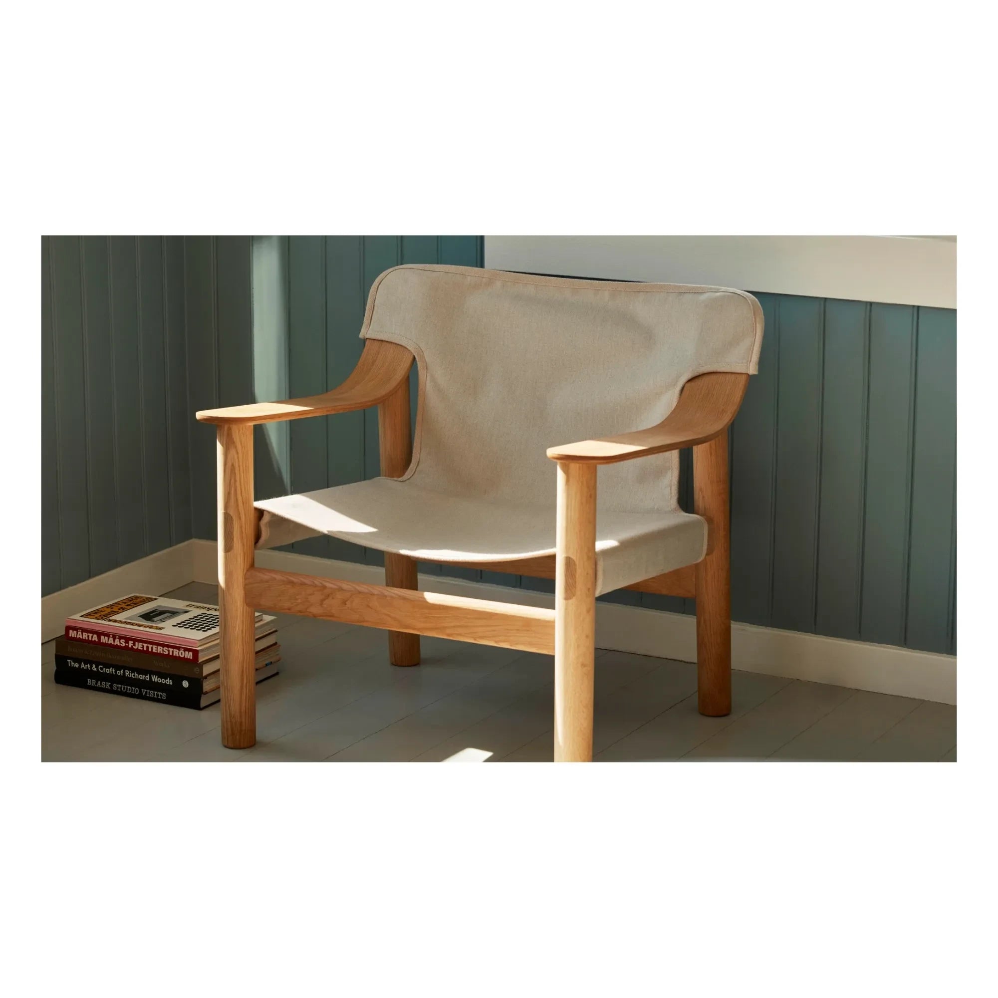 Hay - Sillón de Roble y Lona Bernard, Shane Schneck