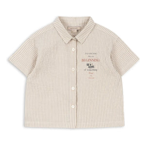 Konges Sløjd - Camisa a rayas de algodón orgánico seersucker Elliot | Beige