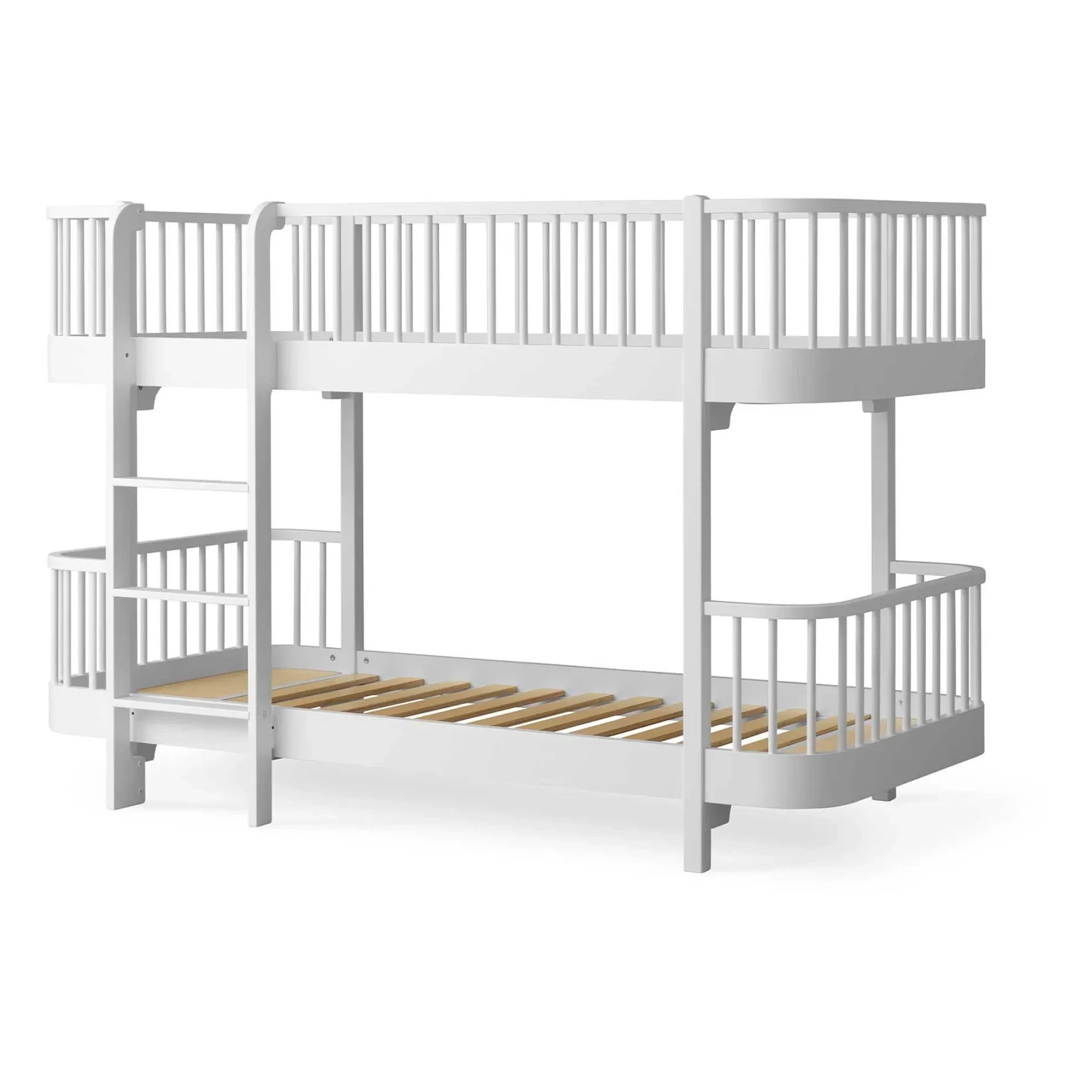 Oliver Furniture - Literas originales de madera de altura media | Blanco