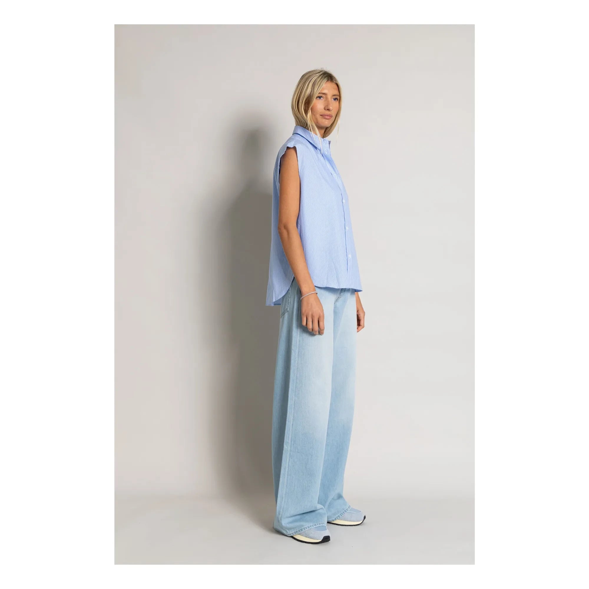 Smallable Woman - Laura Camisa sin mangas a rayas | Azul claro