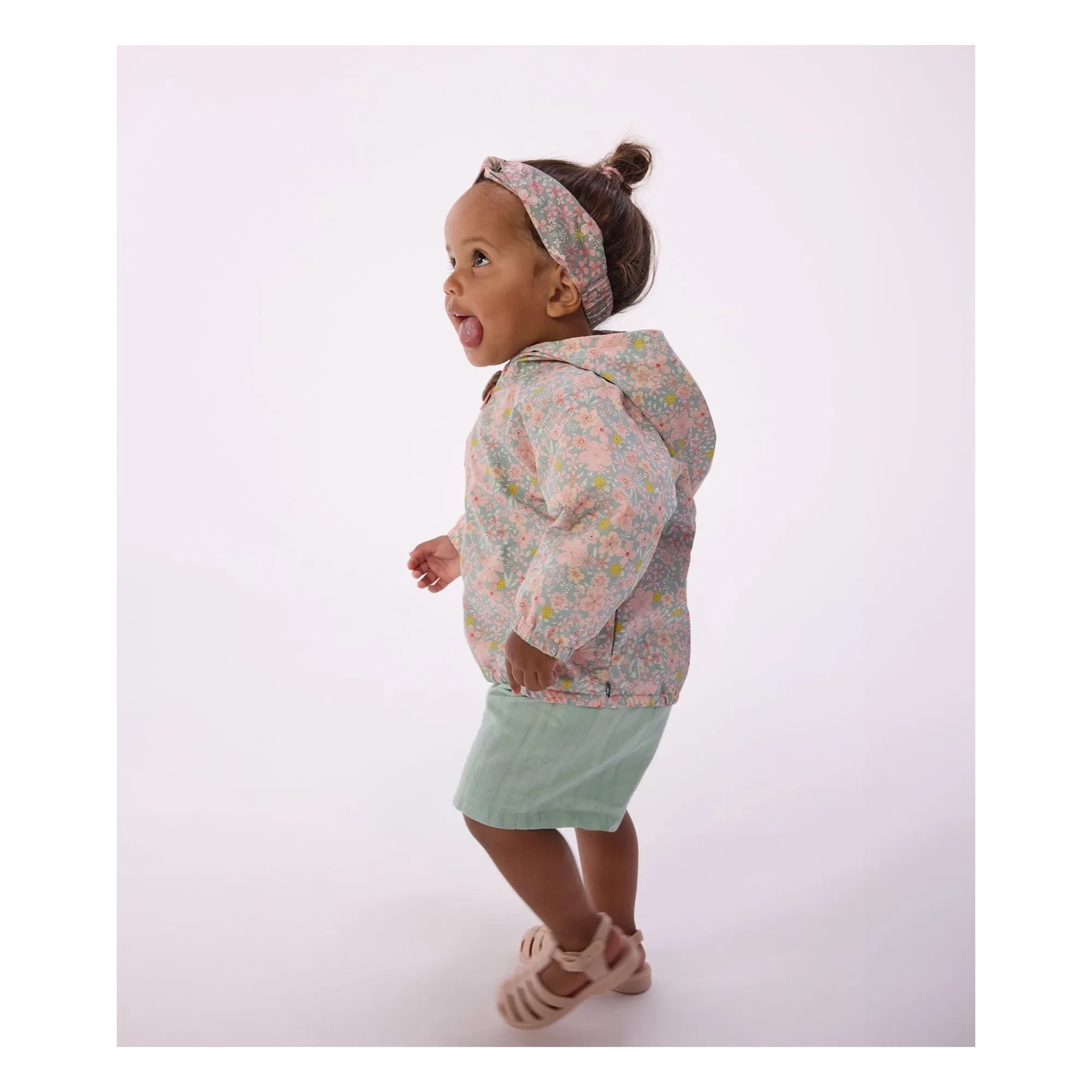 Petit Bateau - Cortavientos con estampado floral de fibra reciclada para bebé | Turquesa