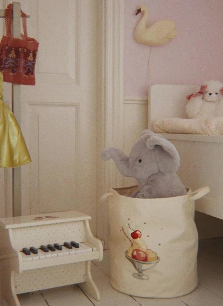 Konges Sløjd - Teddy Piano de madera certificado FSC