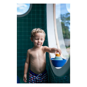 Plan Toys - Barco de caucho natural