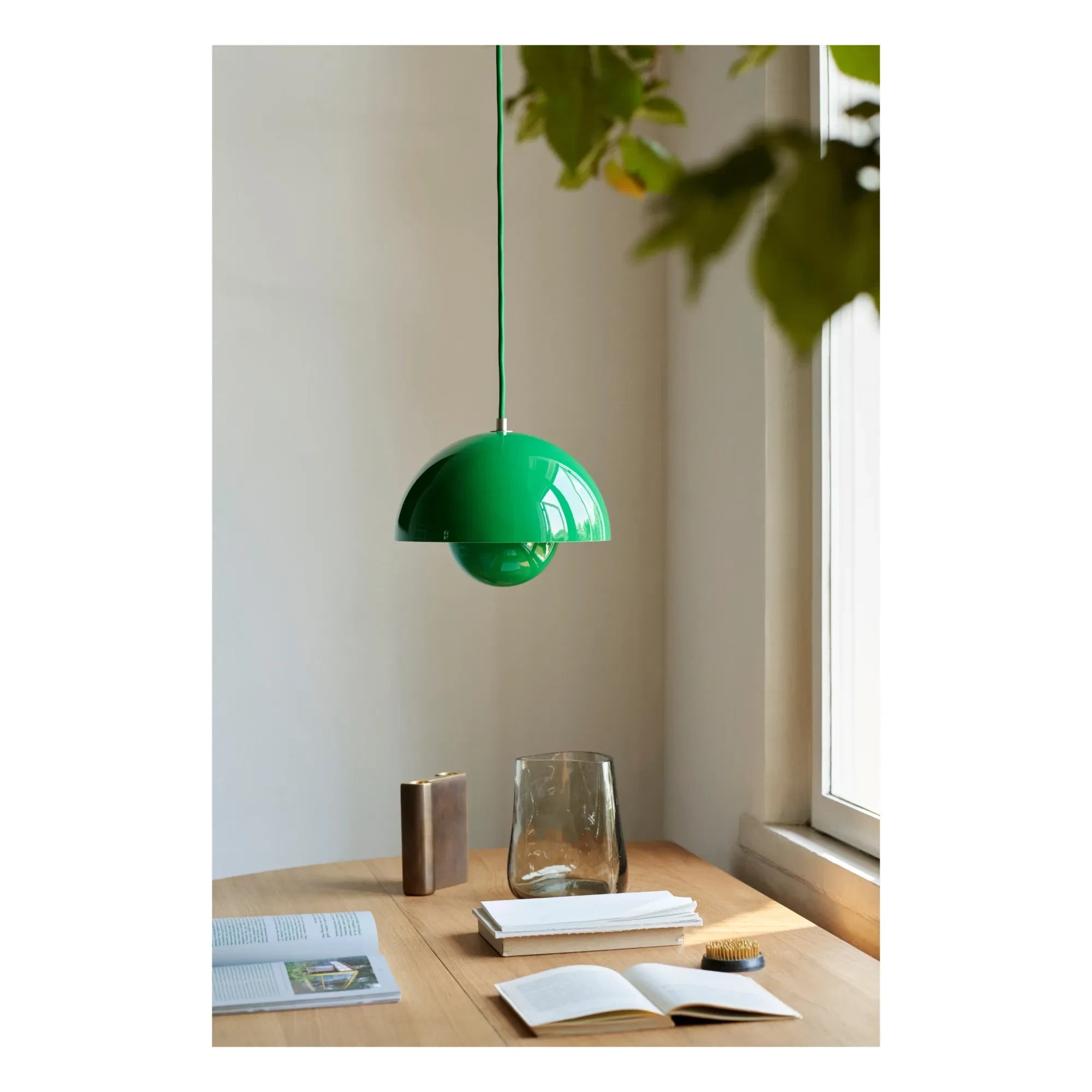 & Tradition - Lámpara Colgante Flowerpot VP1, Verner Panton, 1968 | Verde