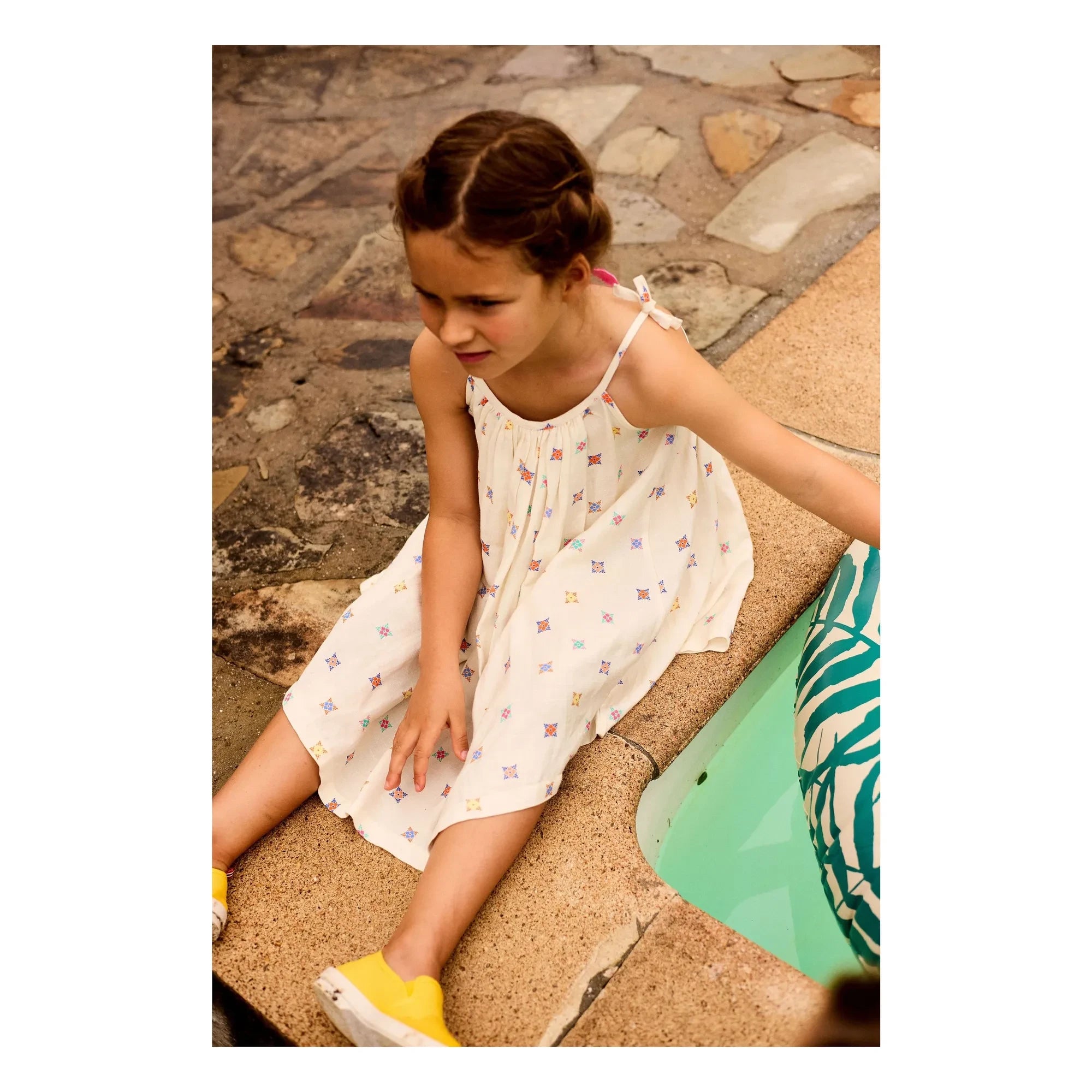 Arsène et Les Pipelettes - Vestido de lino y voile con tirantes florales | Crudo
