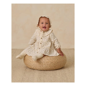 Quincy Mae - Vestido con volantes de gasa de algodón orgánico con estampado floral | Crudo