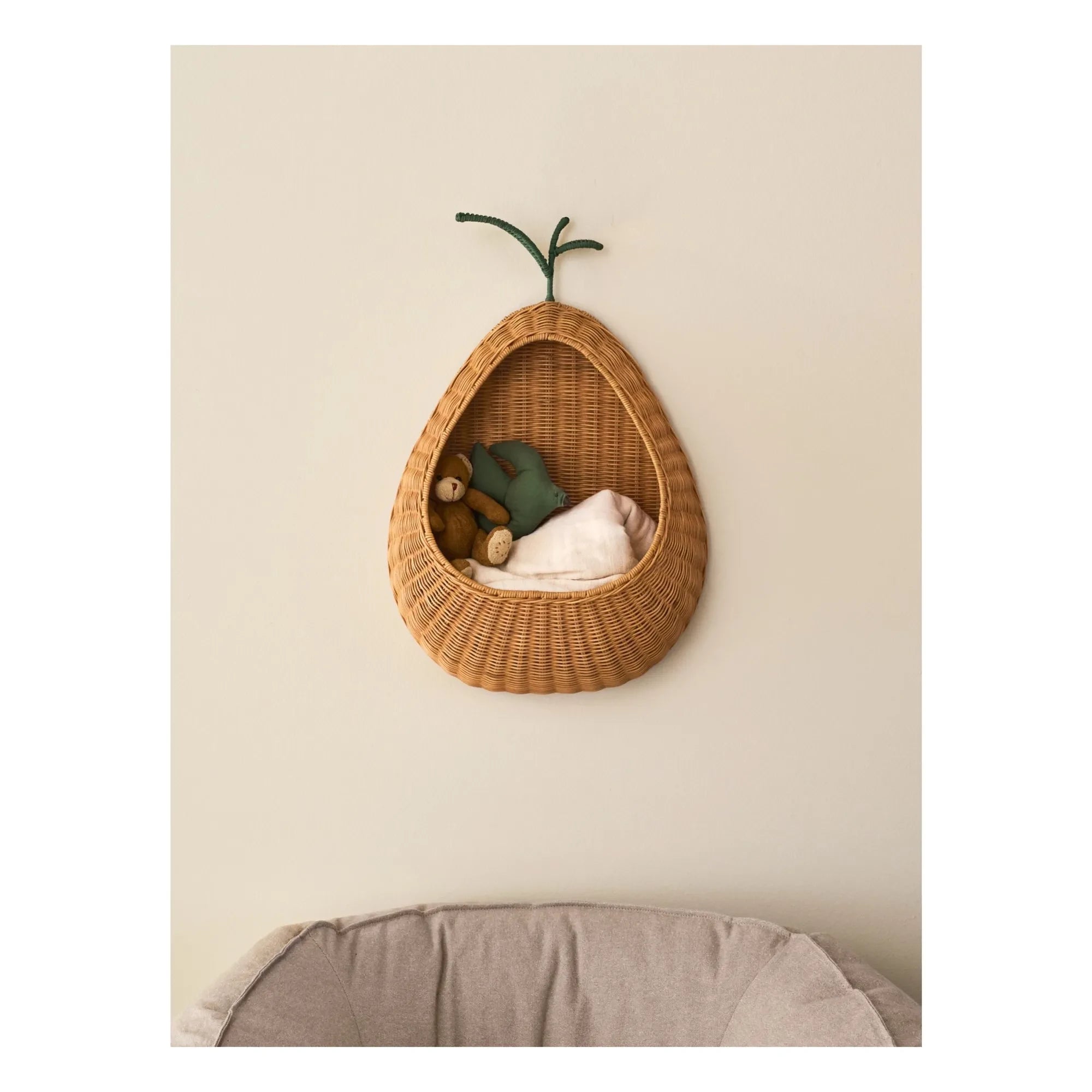 Ferm Living Kids - Cesta de pared con pera
