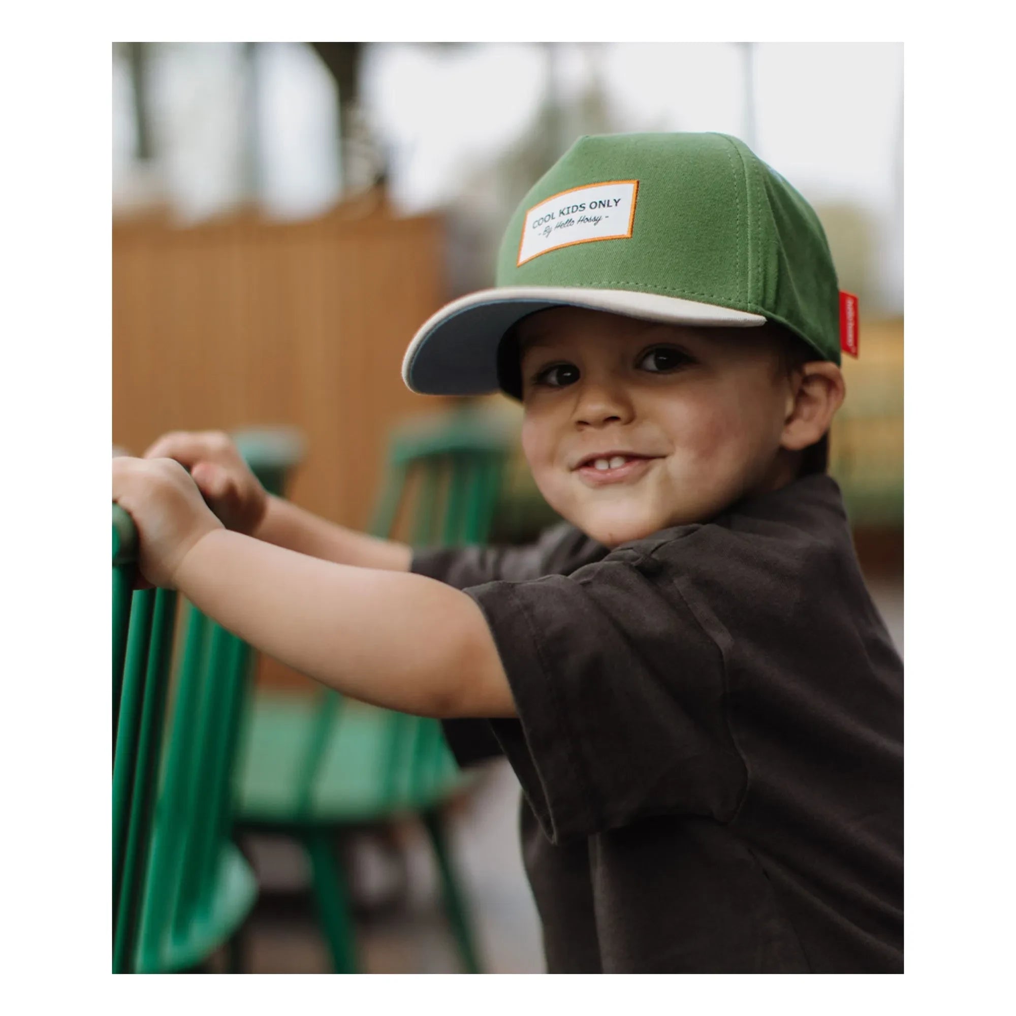 Hello Hossy - Gorra con visera curvada pequeña de algodón orgánico | Verde