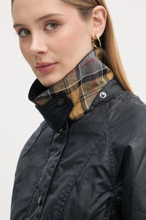 Chaqueta de entretiempo de algodón para mujer Barbour Beadnell