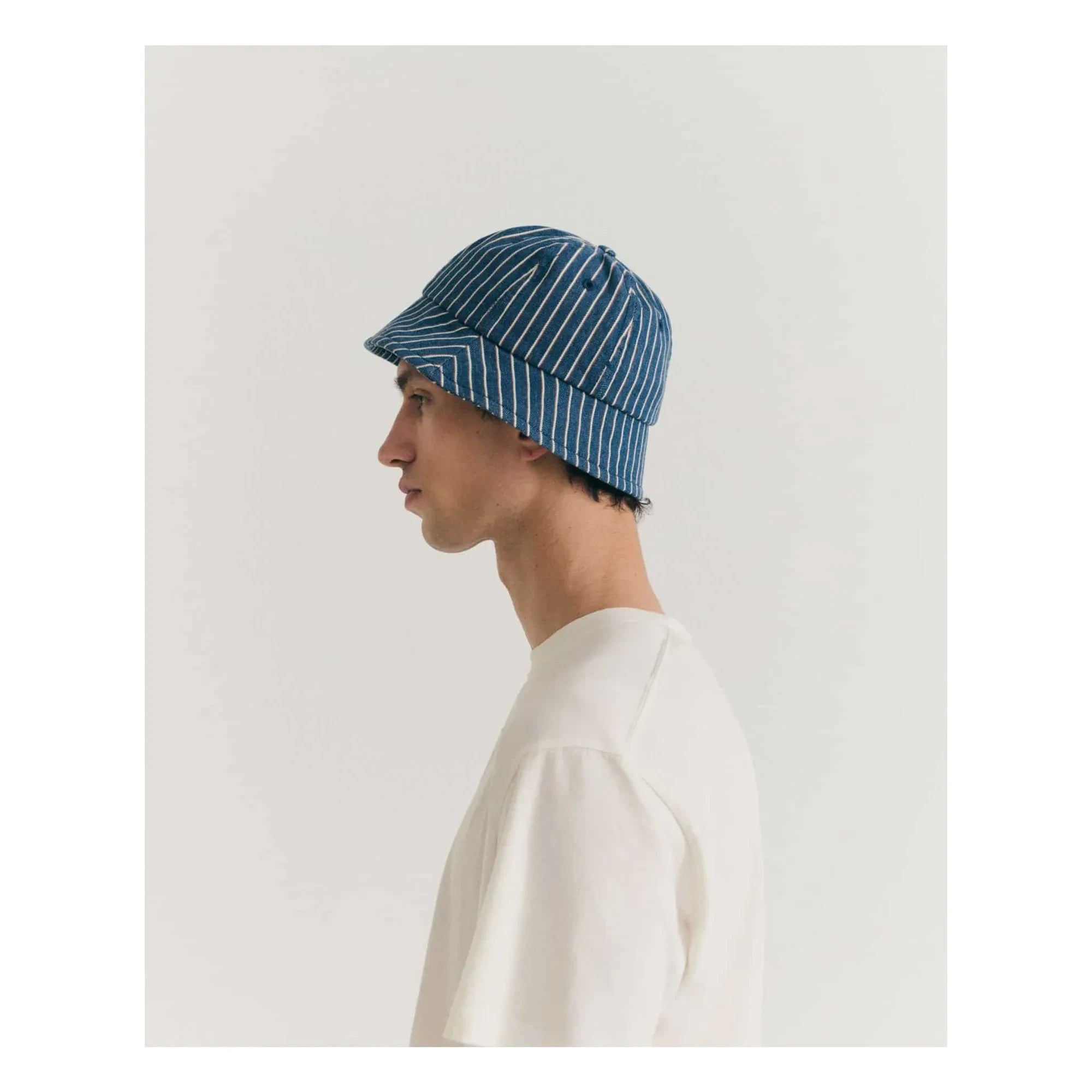 Thinking Mu - Norfeu Bob de Algodón Orgánico a Rayas | Azul