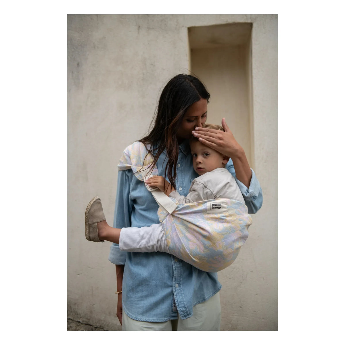 Mama Hangs - Mochila portabebés Carry & Walk | Pastel