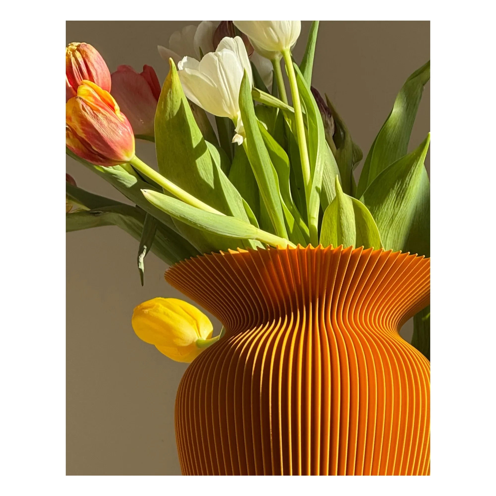 Manu Matters - Jarrón Betty | Mostaza