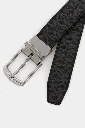 Cartera y cinturón de cuero Michael Kors