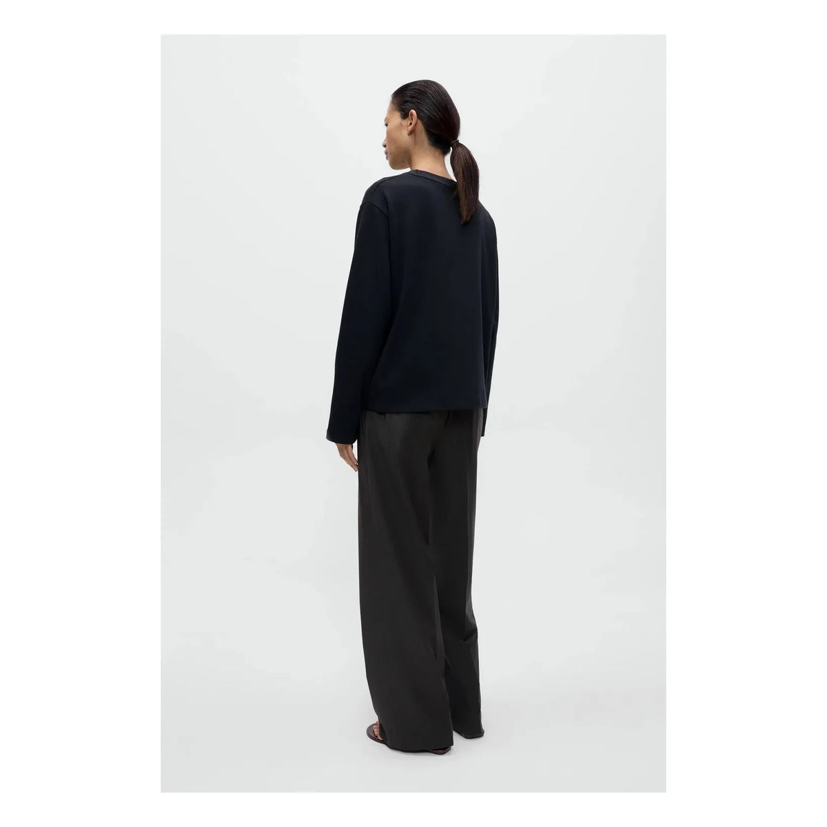 Cordera - Camiseta Bordada | Negro
