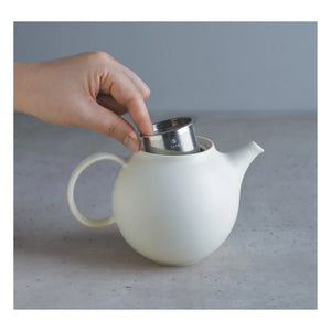 Kinto - Tetera de porcelana Pebble - 500 ml | Blanco