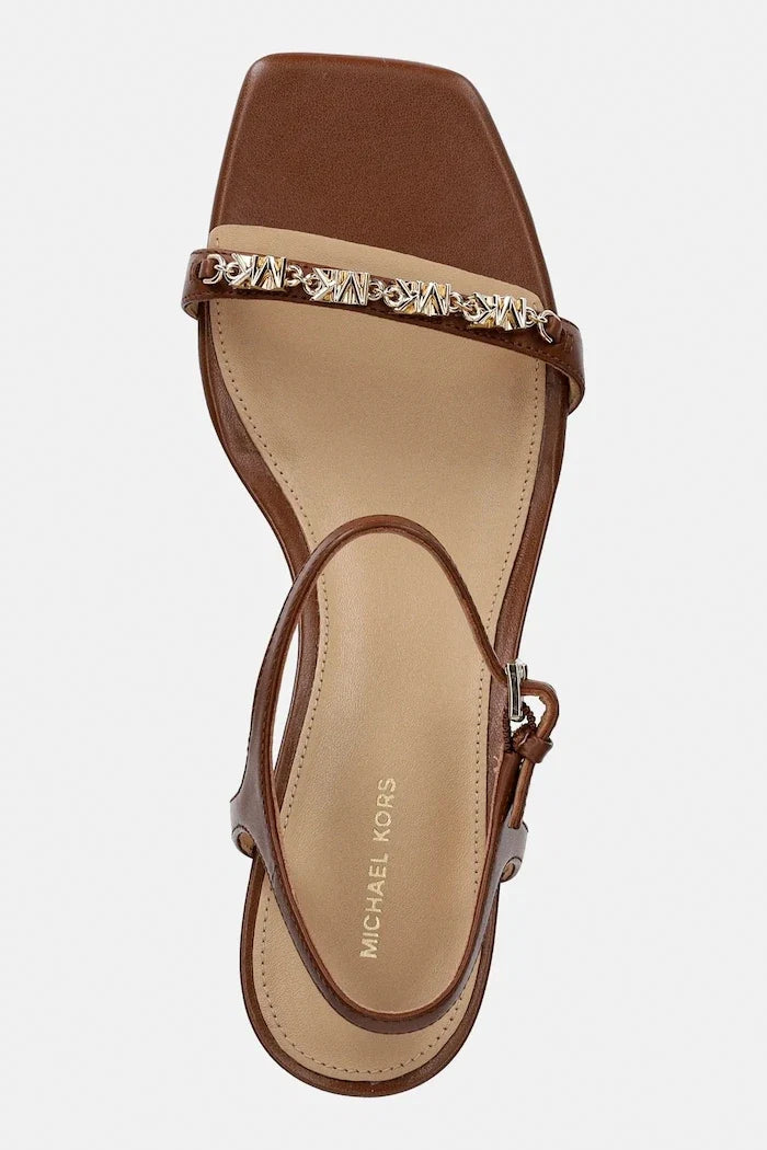 MICHAEL Michael Kors Dina Kitten Sandalia de cuero