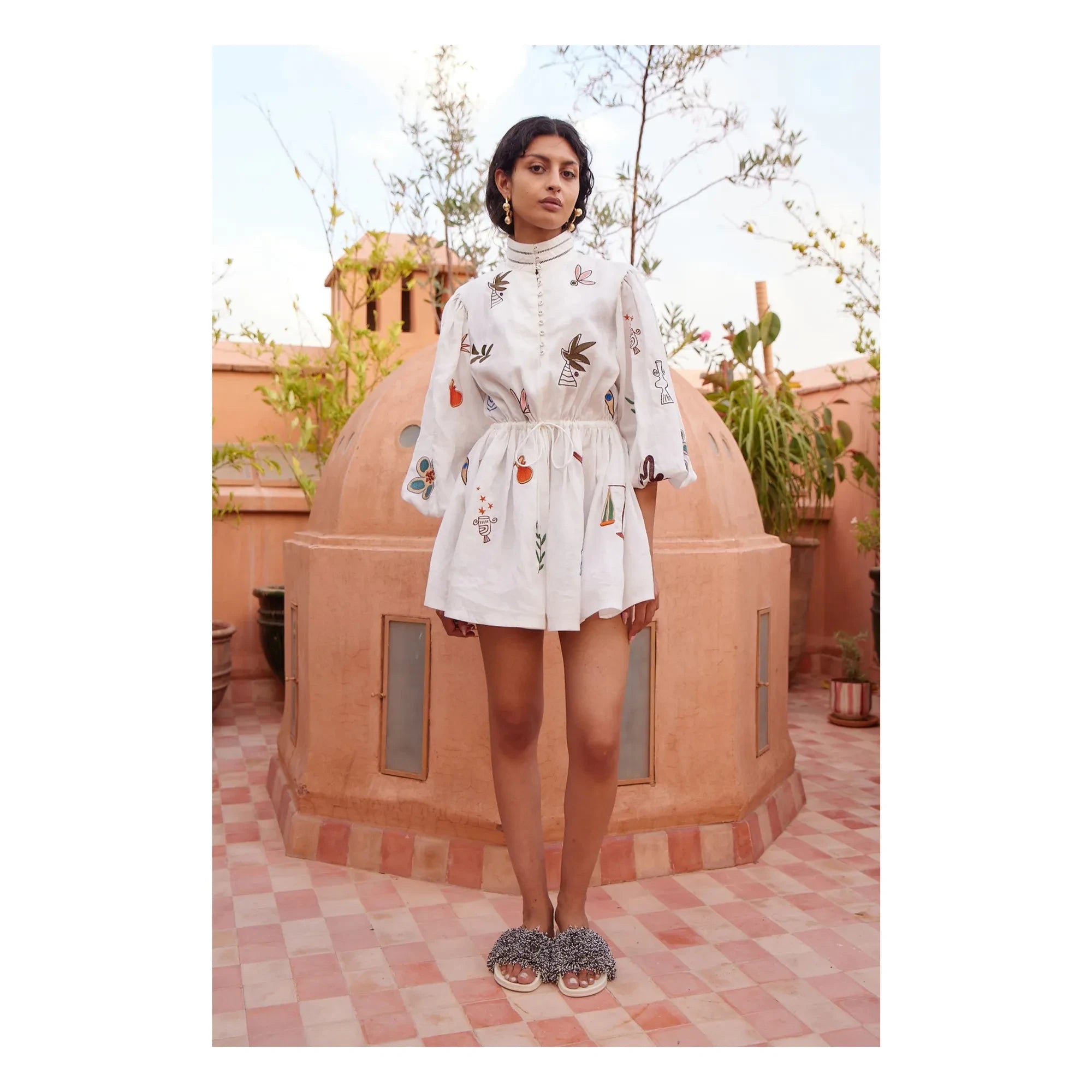 Alémais - Vestido corto bordado Mina | Blanco
