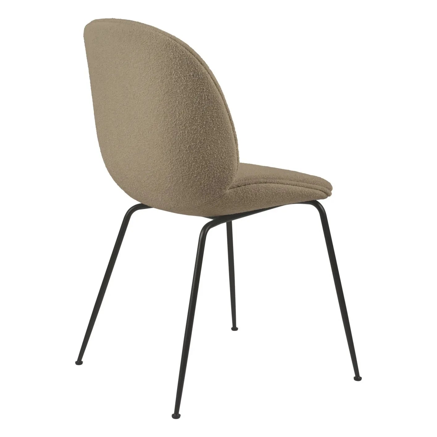 Silla Beetle Gubi - tapicería en bouclé claro, base negra - GamFratesi | Marrón topo