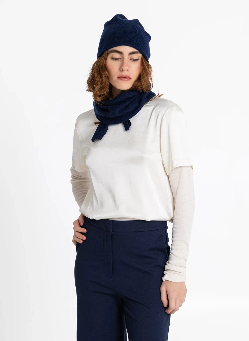 Smallable Woman - Gorro de Merino Clocker | Azul Marino