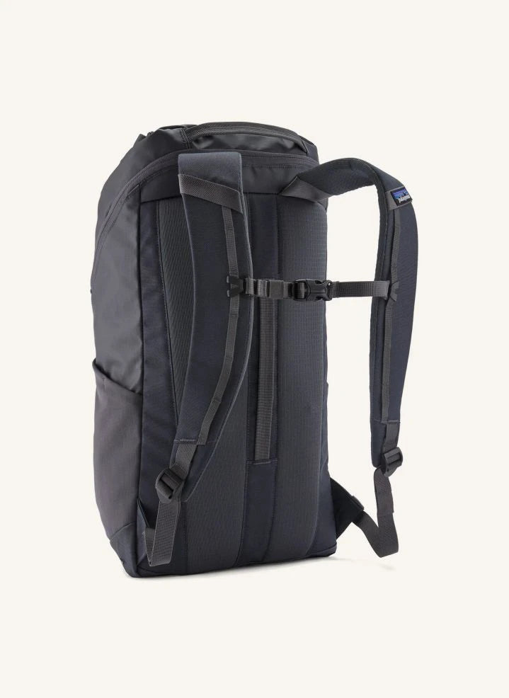 Patagonia - Black Hole 25L Mochila | Gris oscuro