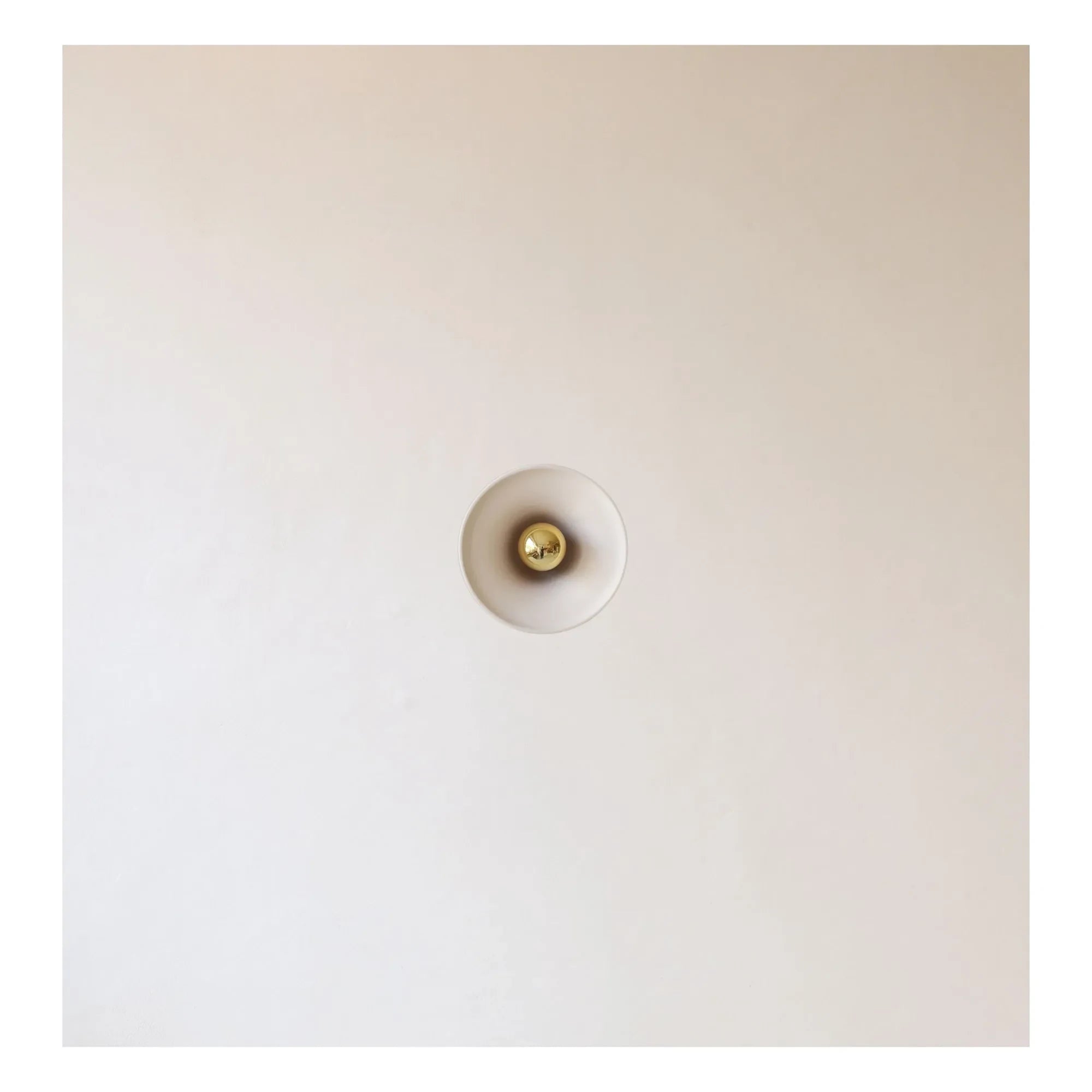 Masamé - Lámpara de pared de cerámica Gigaro en masa | Blanco cálido