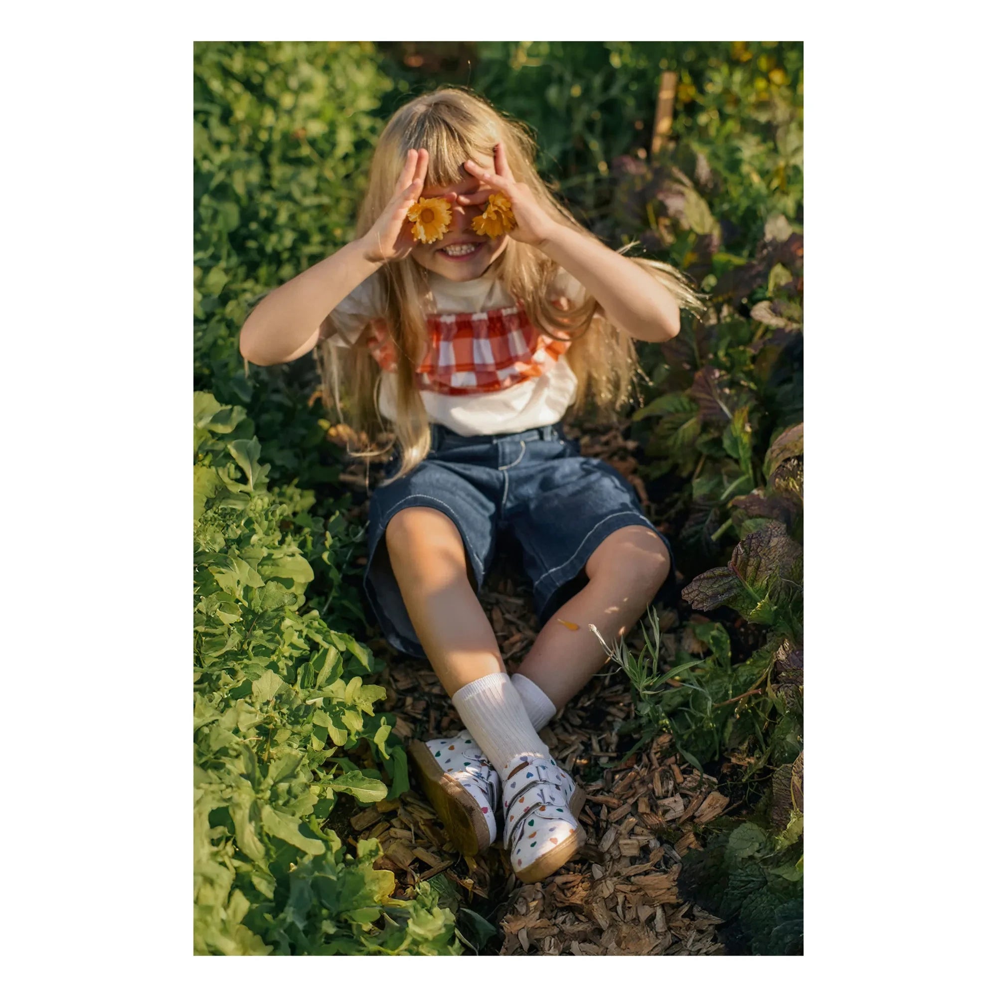 Angulus - Zapatillas deportivas con doble cierre autoadherente Mini Hearts | Crudo