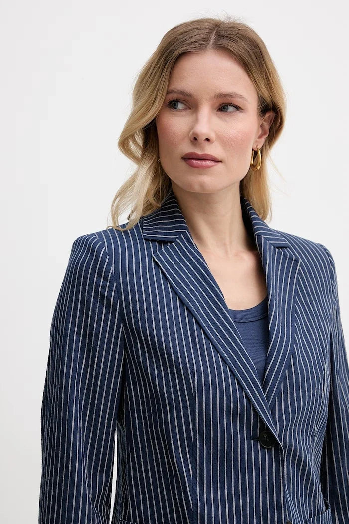 Chaqueta de mujer Weekend Max Mara de algodón ALETTA con un solo botón