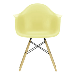 Vitra - Silla DAW - base de arce - Charles & Ray Eames | Amarillo limón