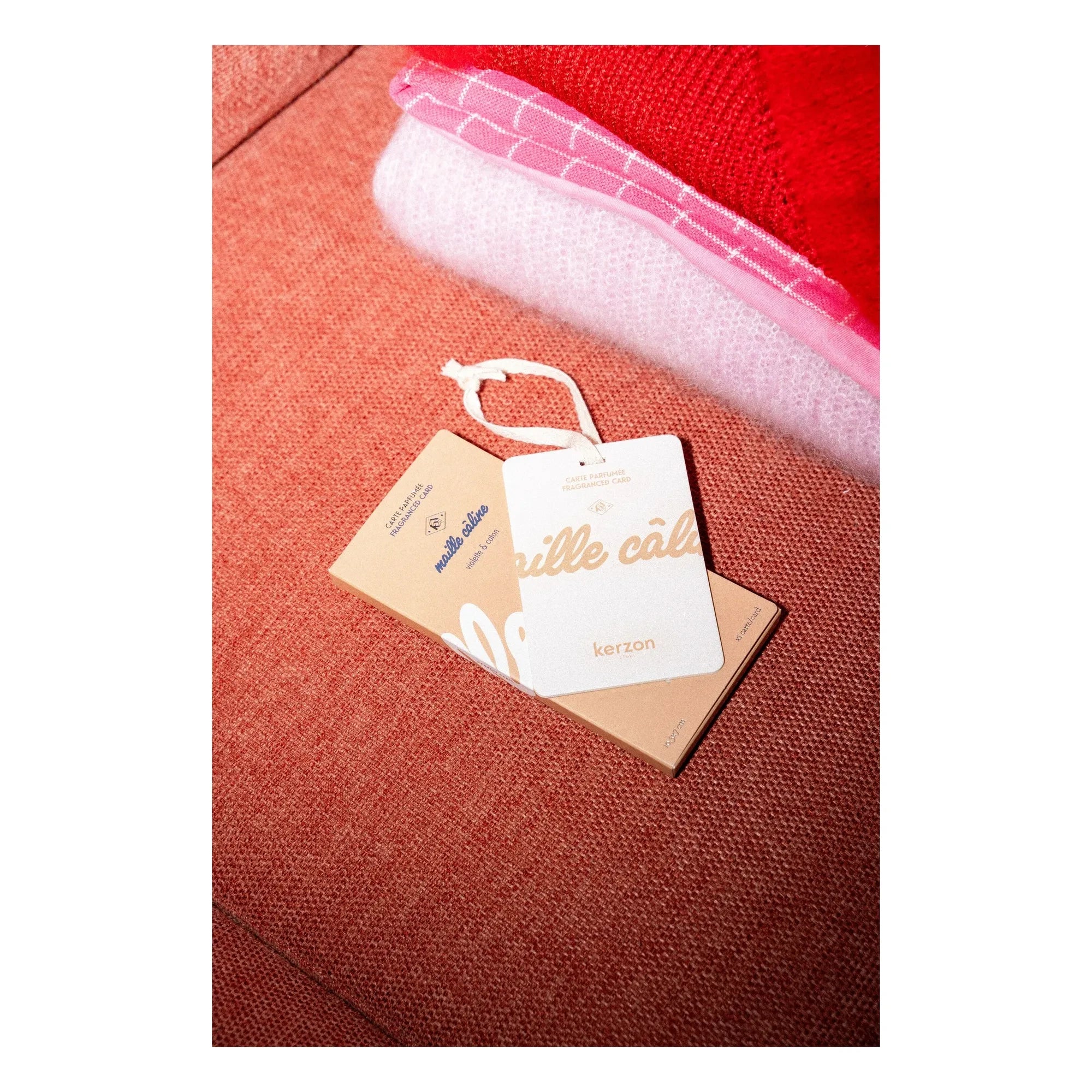 Kerzon - Tarjeta perfumada Maille Câline