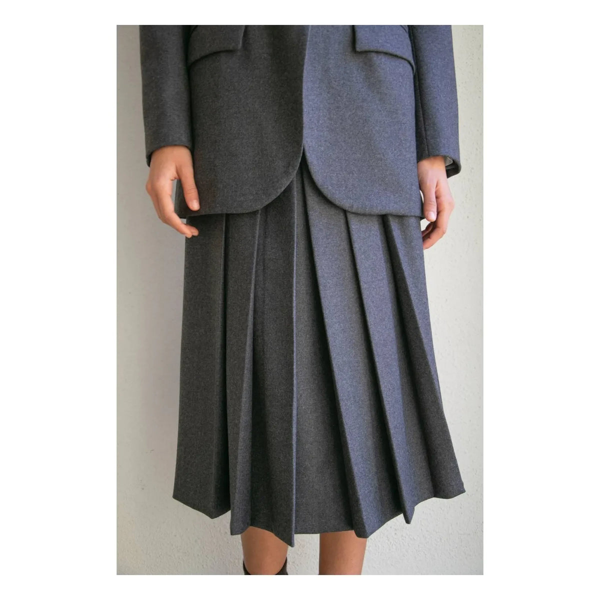 THEAVANT - Falda de Lana Plisada | Gris